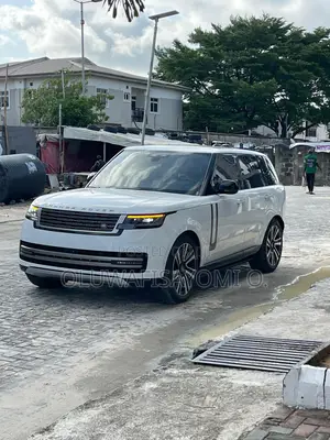 Land Rover Range Rover Vogue 2023 White