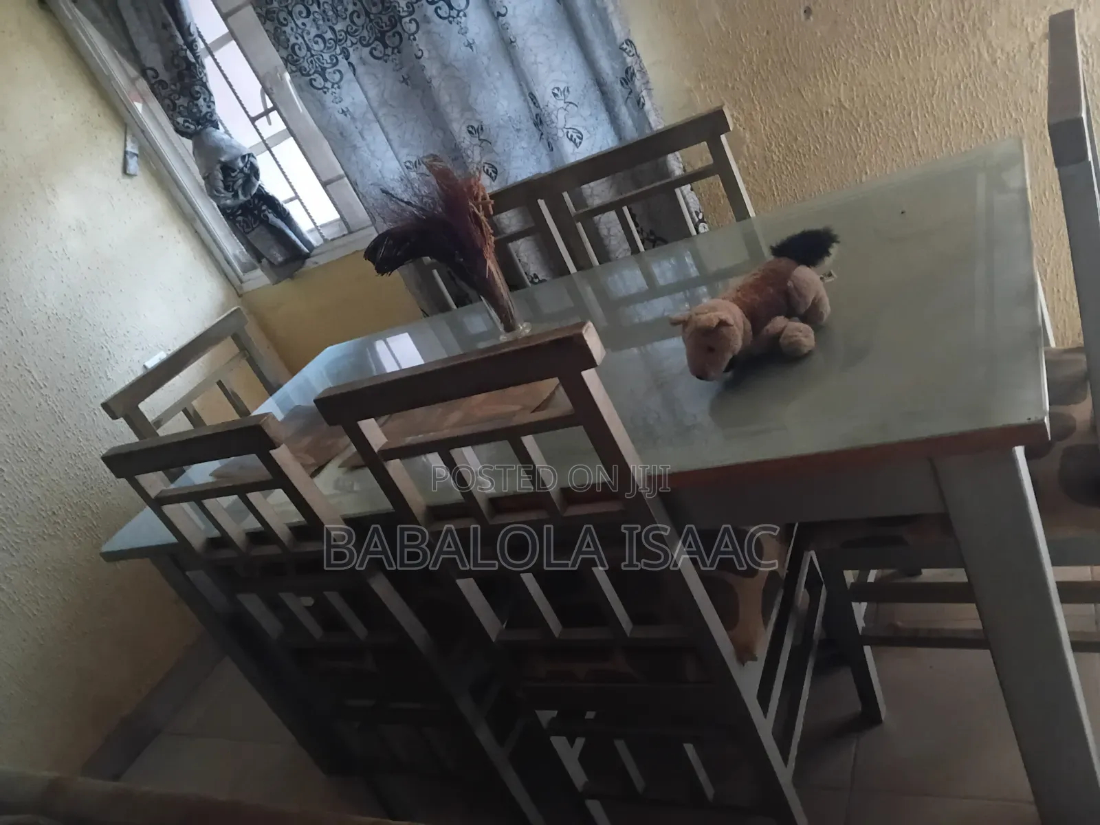 Dinning Table
