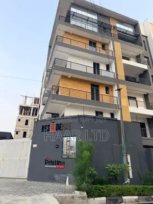 4bdrm Maisonette in Lekki Phase 1 for rent