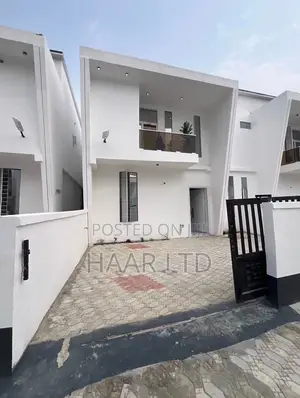 4bdrm Duplex in Ikota for rent