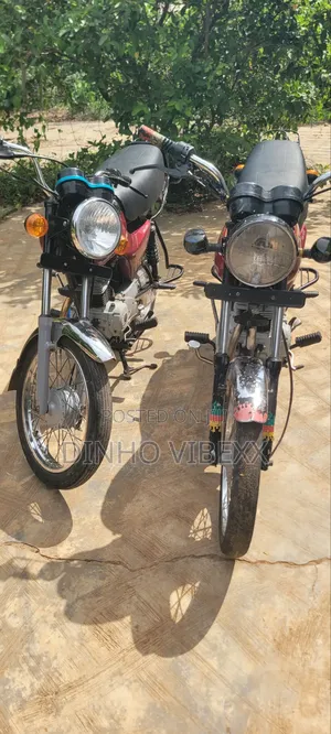 Bajaj Boxer 2021 Red