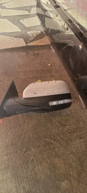 Side Mirror for Ford Explorer 2014