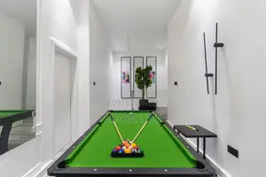 Furnished 4bdrm Duplex in Chevron for rent