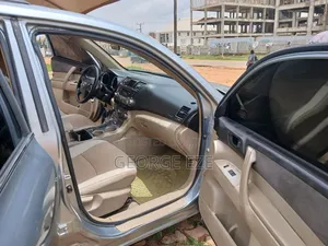 Toyota Highlander 2009 Silver