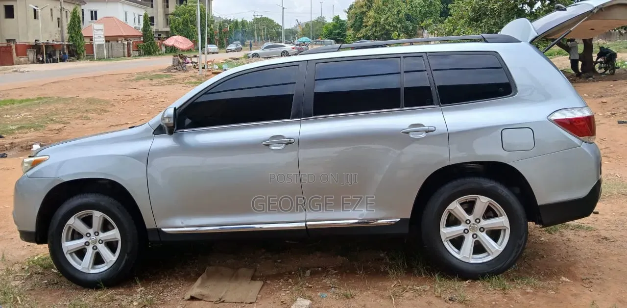 Toyota Highlander 2009 Silver