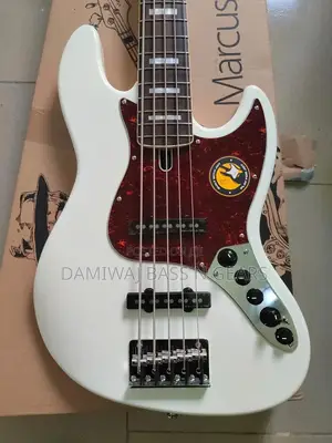 Marcus Miller V7 Vintage Alder-5 Bmr 2nd Gen