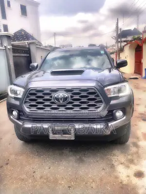 Toyota Tacoma TRD Sport 2021 Gray