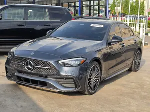 Mercedes-Benz C300 2023 Gray