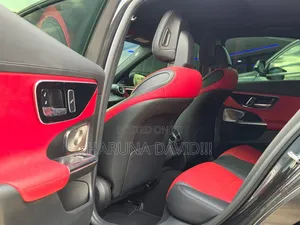 Mercedes-Benz C300 2023 Gray