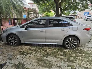 Toyota Corolla 2023 Gray
