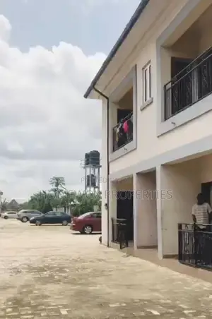 2bdrm Block of Flats in Obio-Akpor for sale