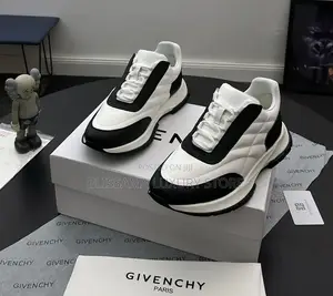 Givenchy Trendy Men Lace Up Sneakers – Comfortable, Durable Stylish