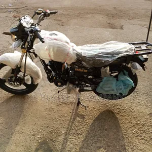 New Royal Motorcycle 2025 Black