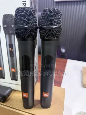 JBL Wireless Microphone With Portable Receiver 2 Handheld Microphone