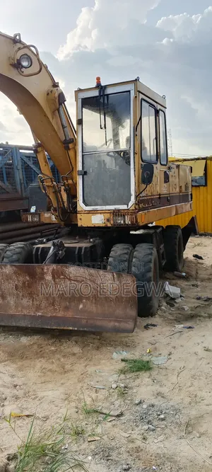 Tyre Excavator