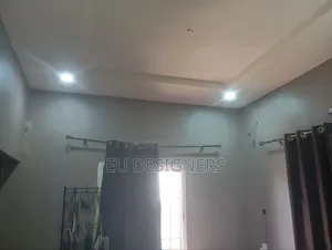Studio Apartment in Police Service, Idu Industrial for rent