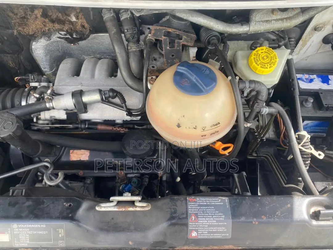 Volkswagen Transporter 2000 White