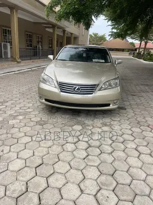 Lexus ES 350 2012 Gold