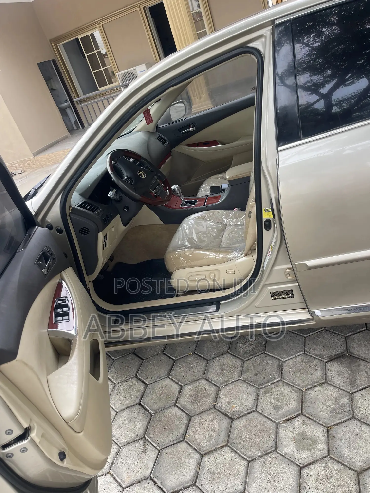 Lexus ES 350 2012 Gold