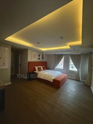3bdrm Apartment in Lekki Phase1 for rent