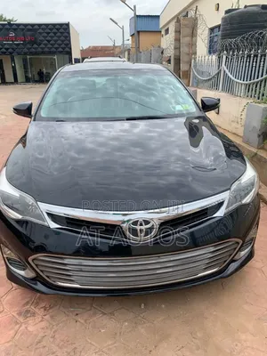 Toyota Avalon XLE Premium Sedan FWD (3.5L 6cyl 6A) 2013 Black