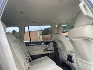 Lexus GX 2015 Silver