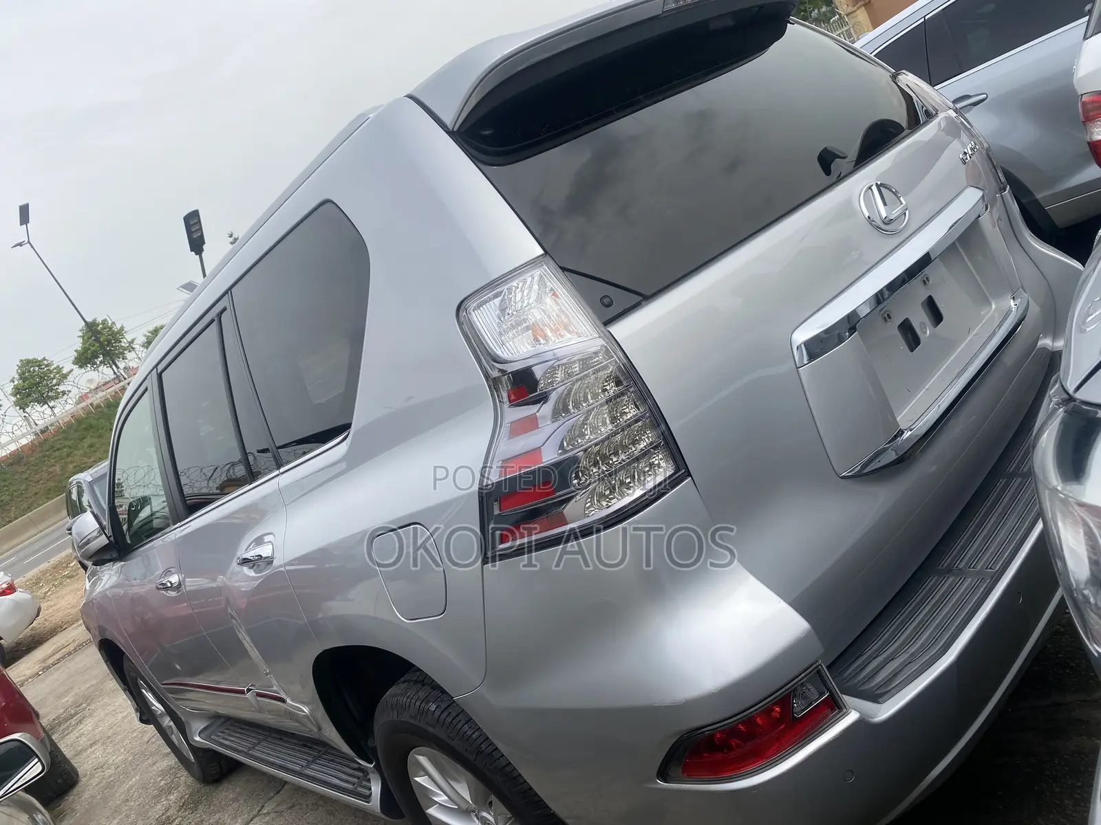 Lexus GX 2015 Silver
