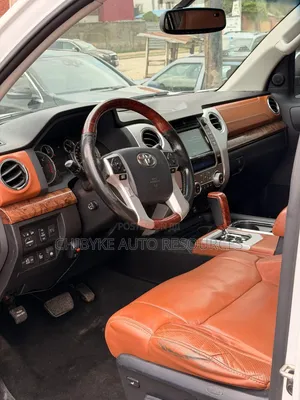 Toyota Tundra 2016 White