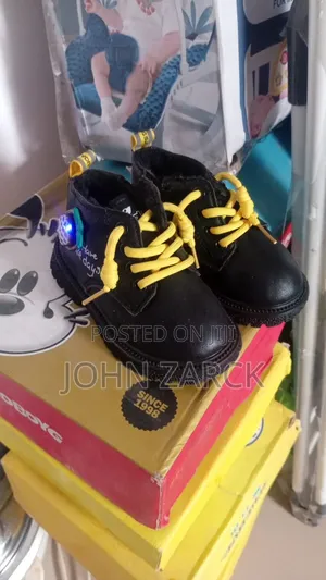 Laces Boots for Your Kids, Fastest Finger