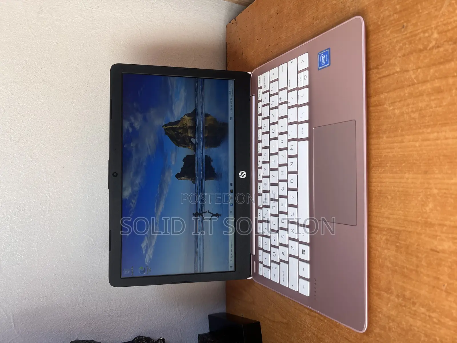 Laptop HP 4GB Intel SSD 32GB
