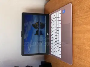 Laptop HP 4GB Intel SSD 32GB