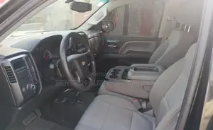 Chevrolet Silverado 2015 Silver