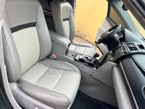 Toyota Camry XLE 4dr Sedan (2.5L 4cyl 6A) 2013 Green