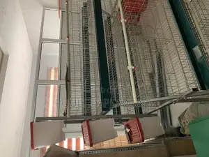 Layers Cage
