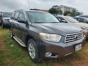 Toyota Highlander 2010 Gray