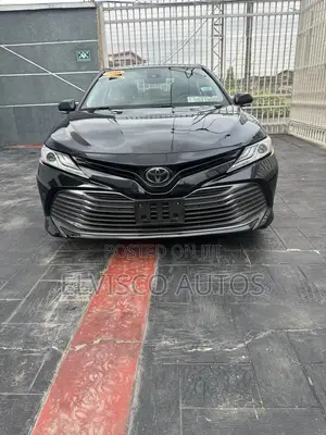 Toyota Camry XLE (2.5L 4cyl 8A) 2019 Black