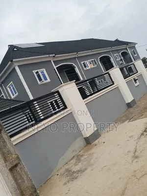2bdrm Block of Flats in Banana Estate, Igbogbo for rent