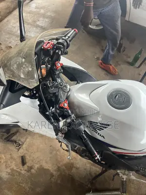 Honda CBR 2016 White