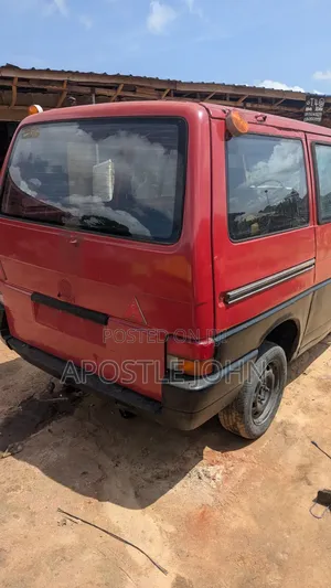 Volkswagen Transporter 2004 Red
