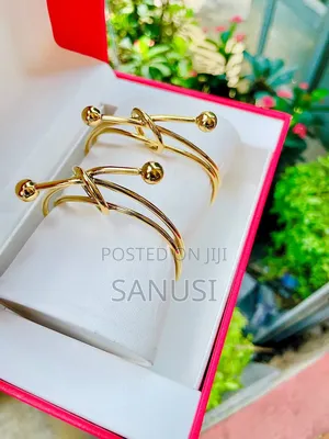 Ladies Arm Cuff