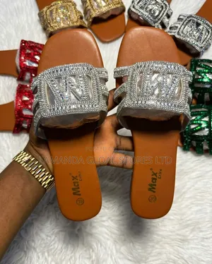 Max Extra Rhinestone Fashion Slides