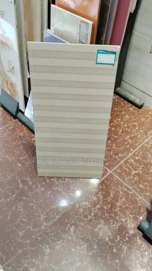 30 X 60 Spanish Wall