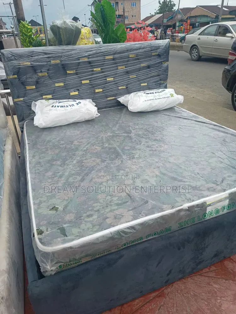 Standard 6/6 Bedframe With Mattress