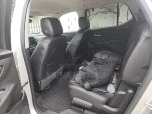 Chevrolet Traverse LT Leather AWD 2020 Silver