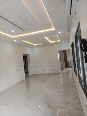 3bdrm Apartment in Off Bourdillon for rent