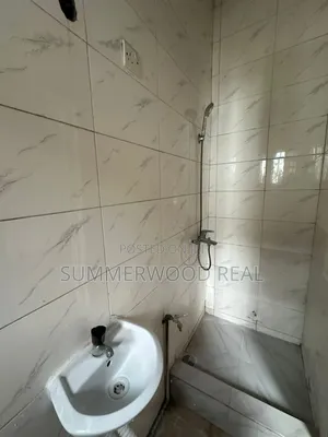 Mini Flat in Canal West Estate, Osapa london for rent