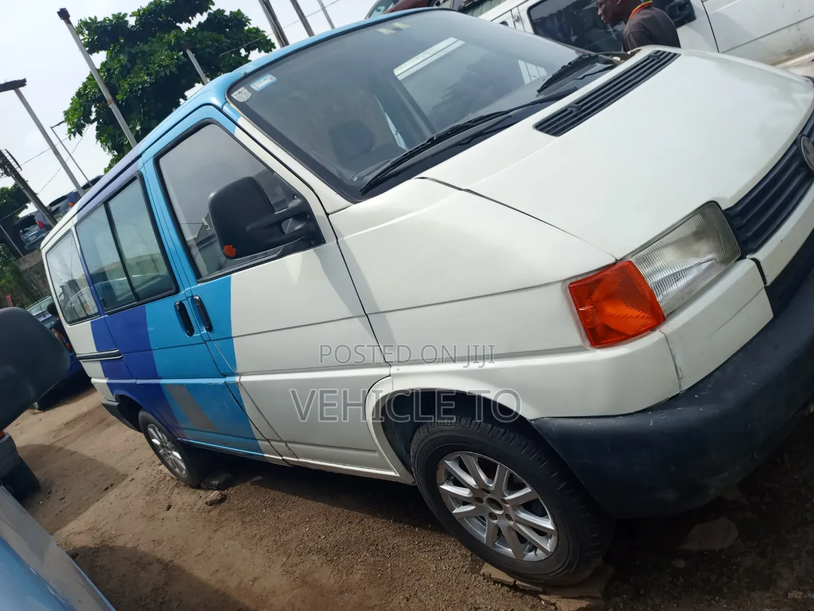 Volkswagen Transporter 2002 White