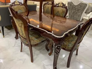 Royal Dining Table