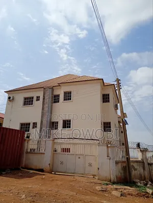 2bdrm Block of Flats in Katampe Main for rent