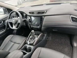 Nissan Qashqai 2022 Brown